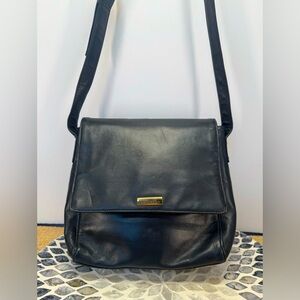Perlina Black leather crossbody Bag